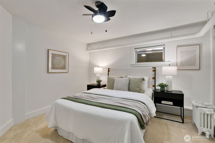 Property Photo:  117  John Street 9  WA 98109 