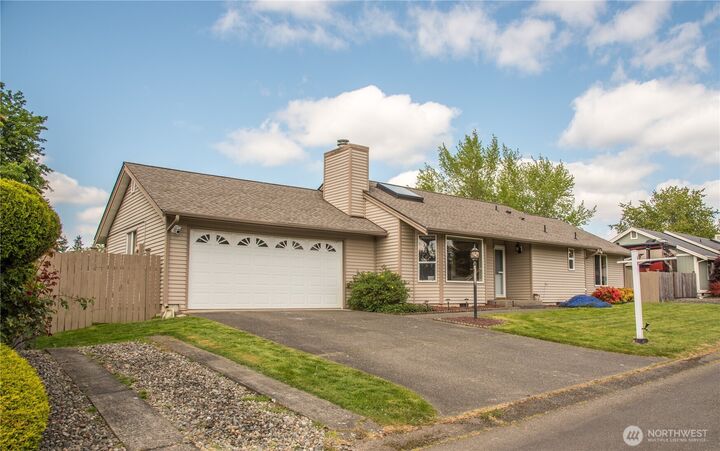 Property Photo:  125  117th Street E  WA 98445 