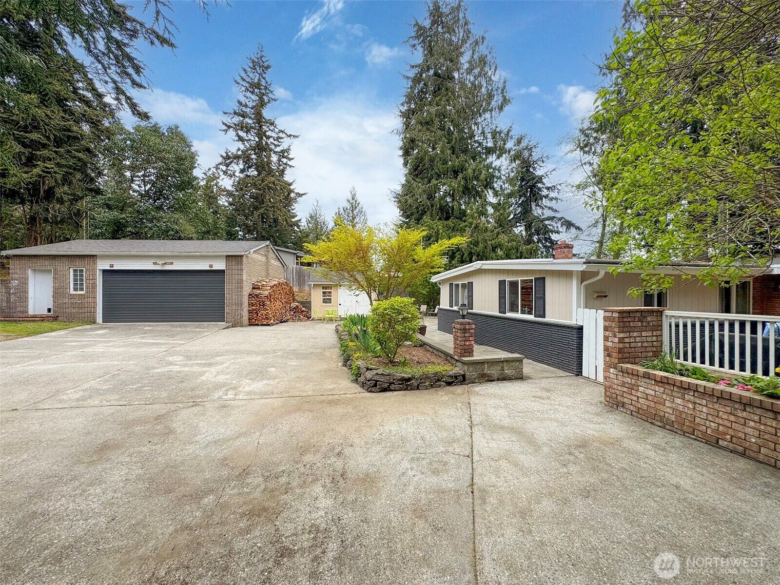 Property Photo:  372  Fleming Drive  WA 98382 