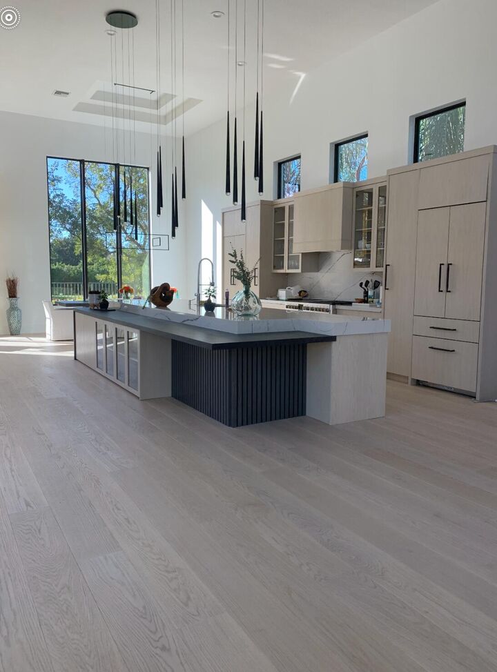 Property Photo:  6179 Vía Venetia S  FL 33484 