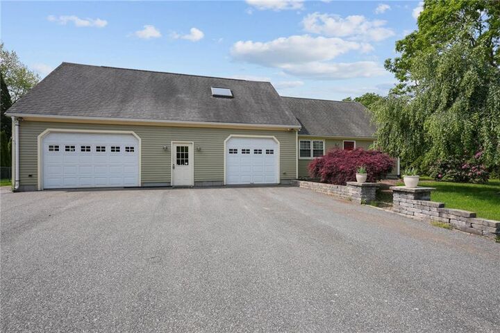 Property Photo:  26 Ridgeside Lane  RI 02878 