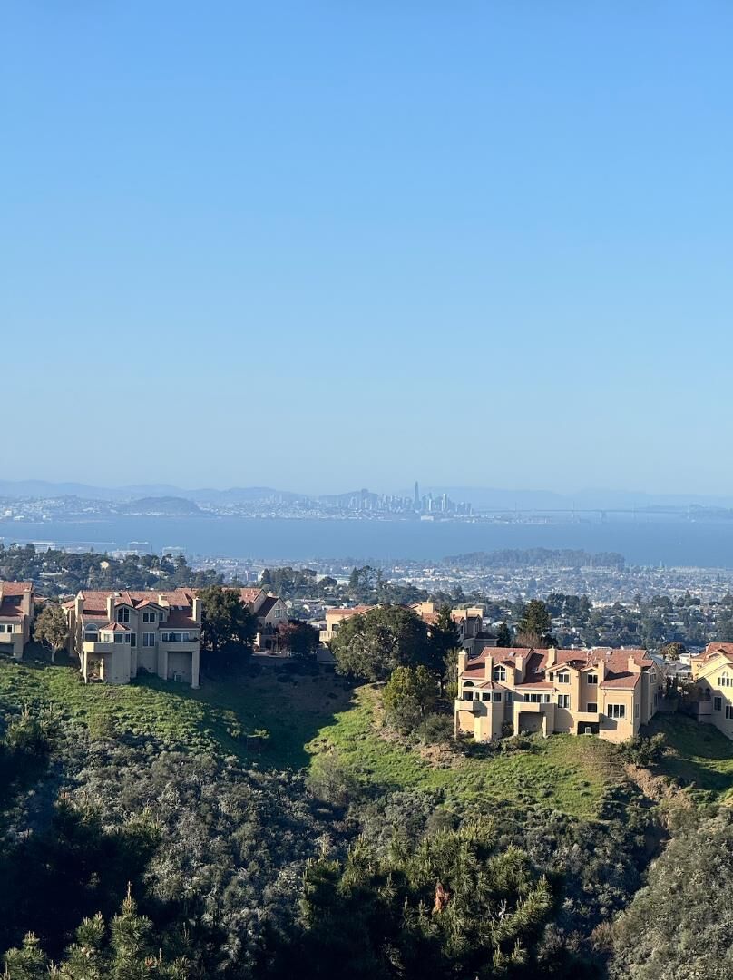 Property Photo:  27 Tulip Lane  CA 94070 