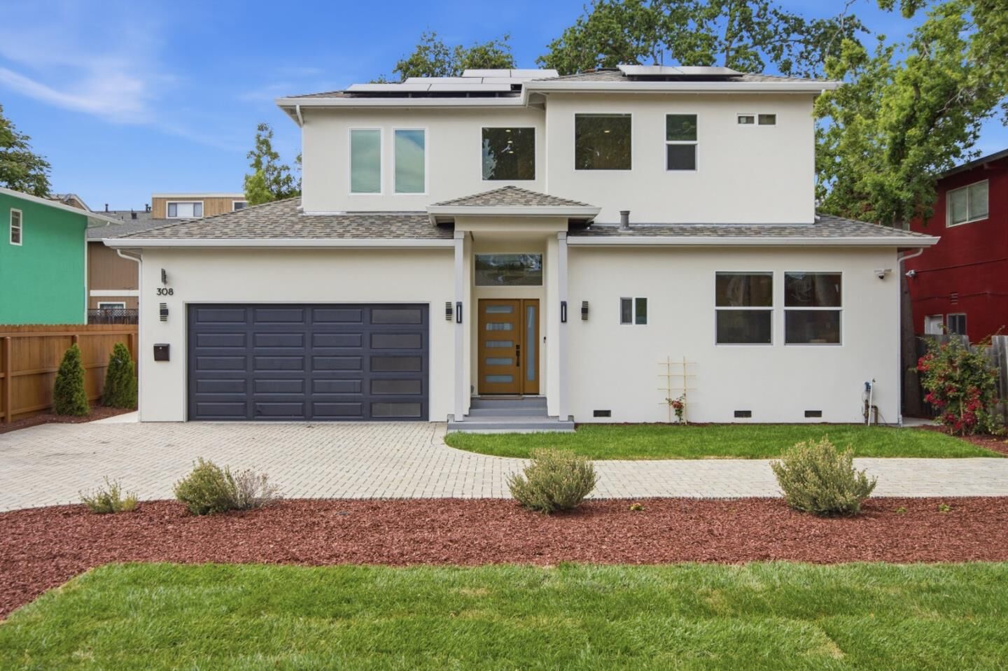Property Photo:  308 Redwood Avenue  CA 94061 