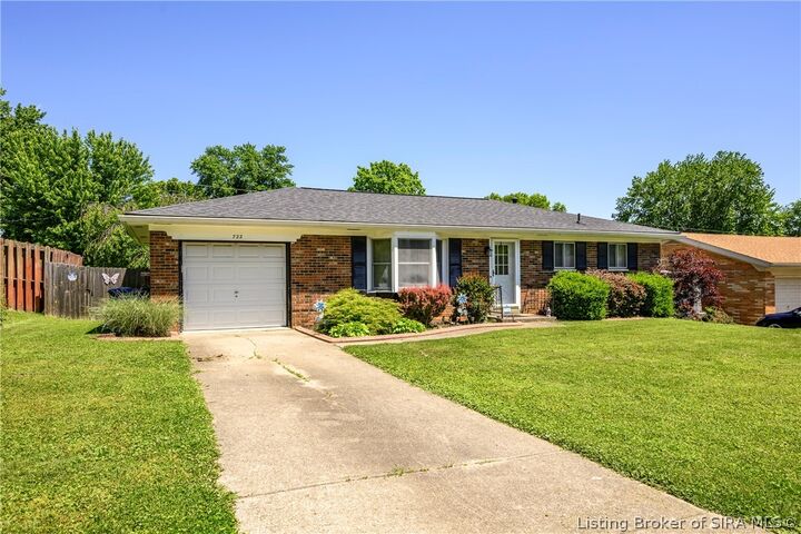 Property Photo:  722 W Delaware Court  IN 47172 