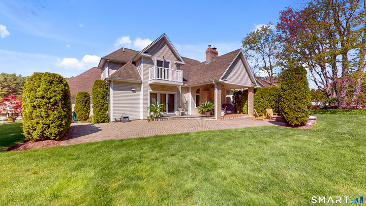 Property Photo:  44 Chippenwood Lane  CT 06010 