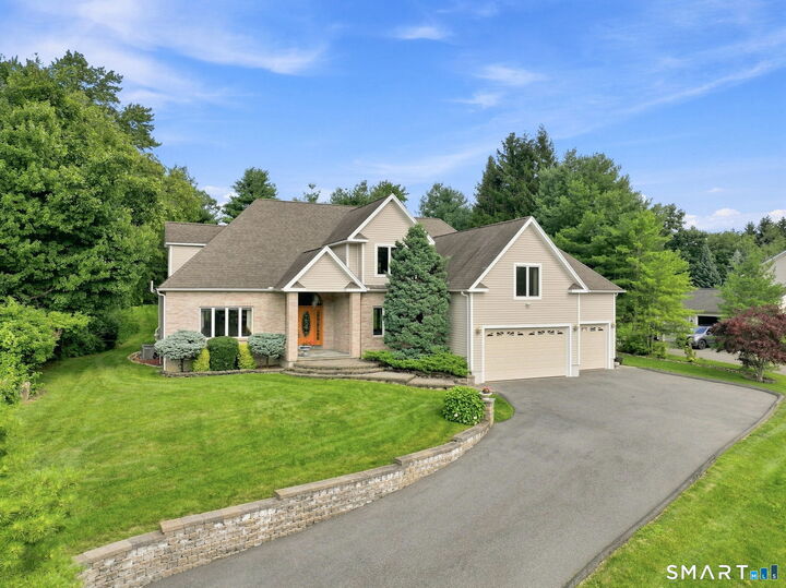 Property Photo:  44 Chippenwood Lane  CT 06010 