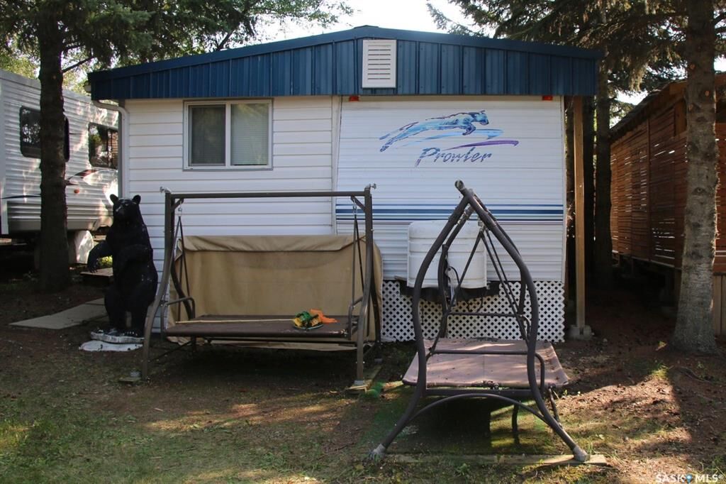 Property Photo:  Beach Rv R Lake Address 18 Poplar  SK  