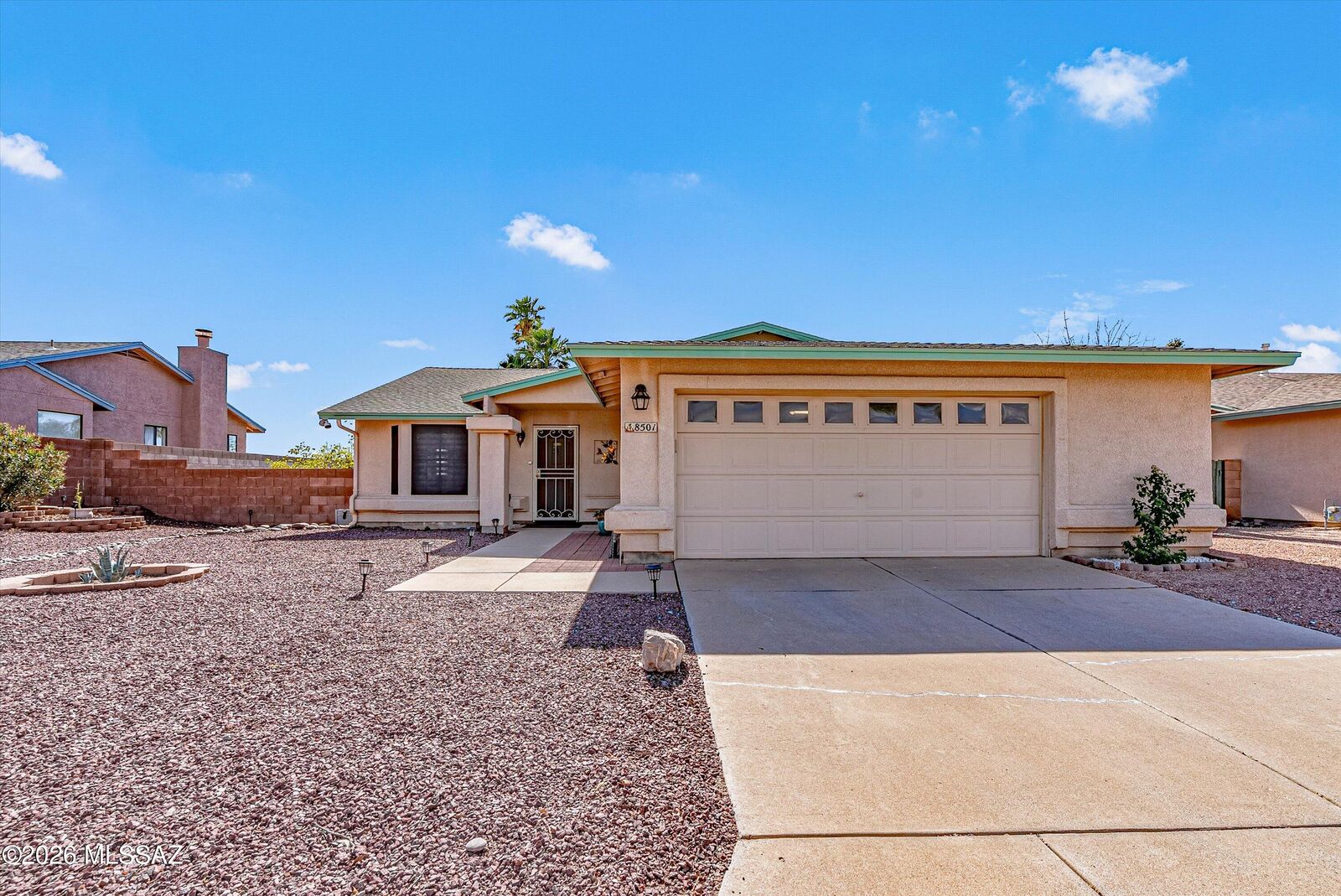 Property Photo:  8501 N Camas Way  AZ 85742 