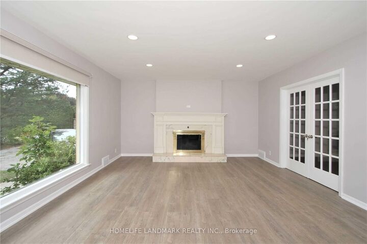 Property Photo: 3 Elmbank Road ON L4J 2B6