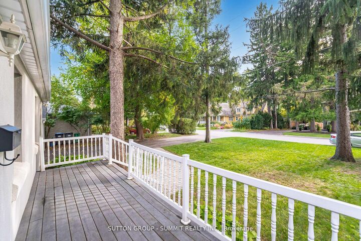 Property Photo: 1175 Kane Road ON L5H 2M2
