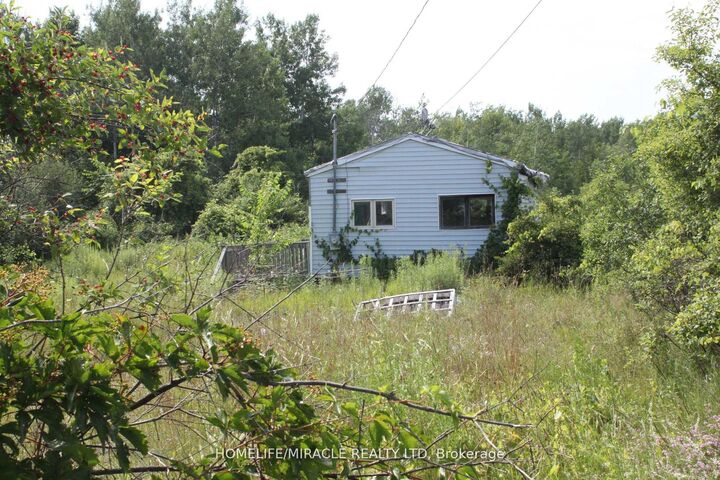 Property Photo:  376 Highway 15 N/A  ON K7A 0E5 