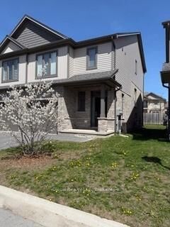 Property Photo:  745 Chelton Road 40  ON N6M 0J1 