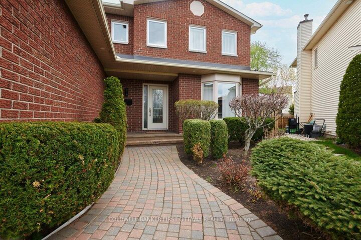 Property Photo:  1592 Zachary Street  ON K1C 6C6 