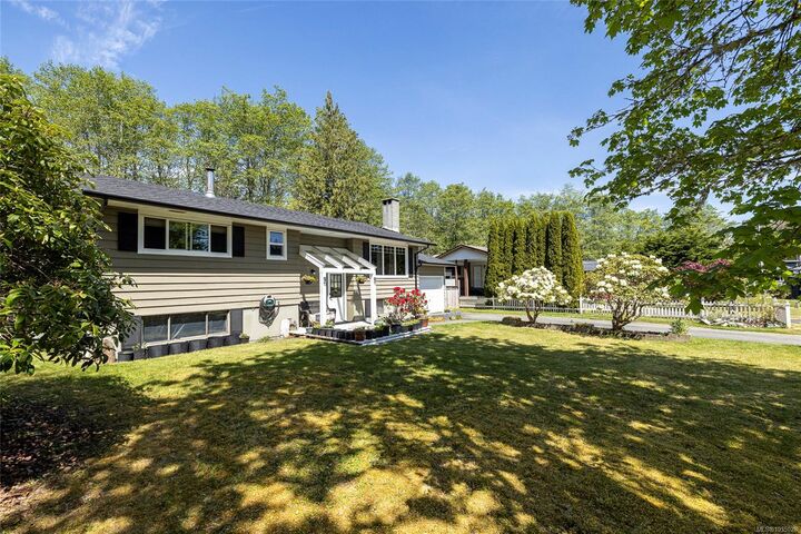 Property Photo:  7435 Thunderbird Way  BC V0N 2P0 