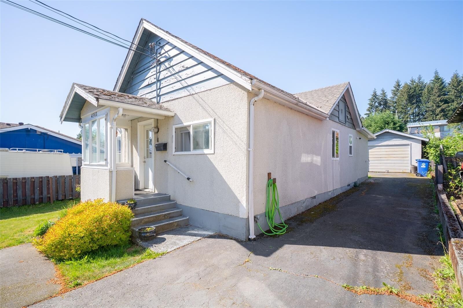 Property Photo:  4565 Lathom Rd  BC V9Y 5S8 