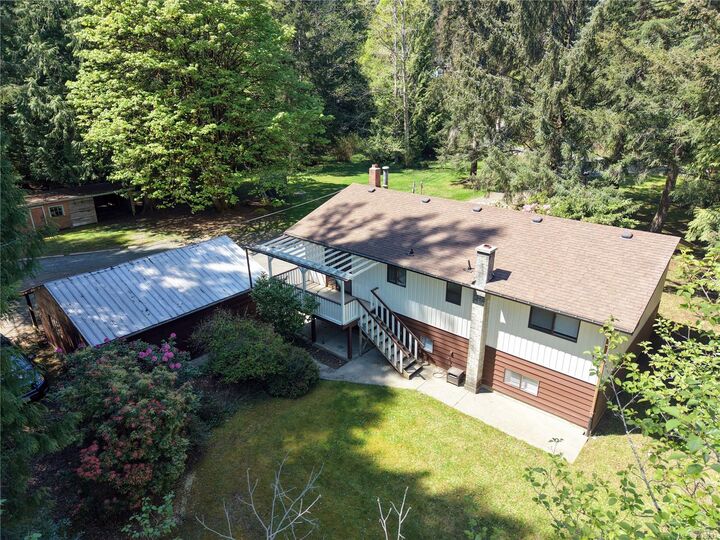 Property Photo:  3384 Otter Point Rd  BC V9Z 0J9 