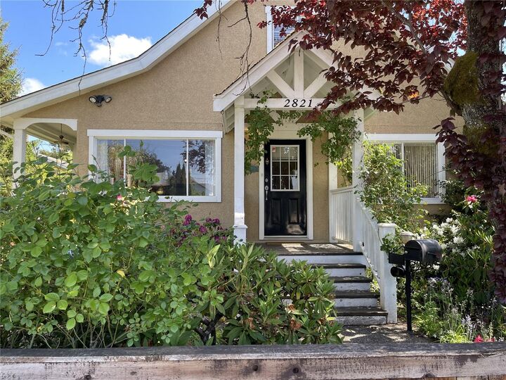 2821 4th Ave — photo 1