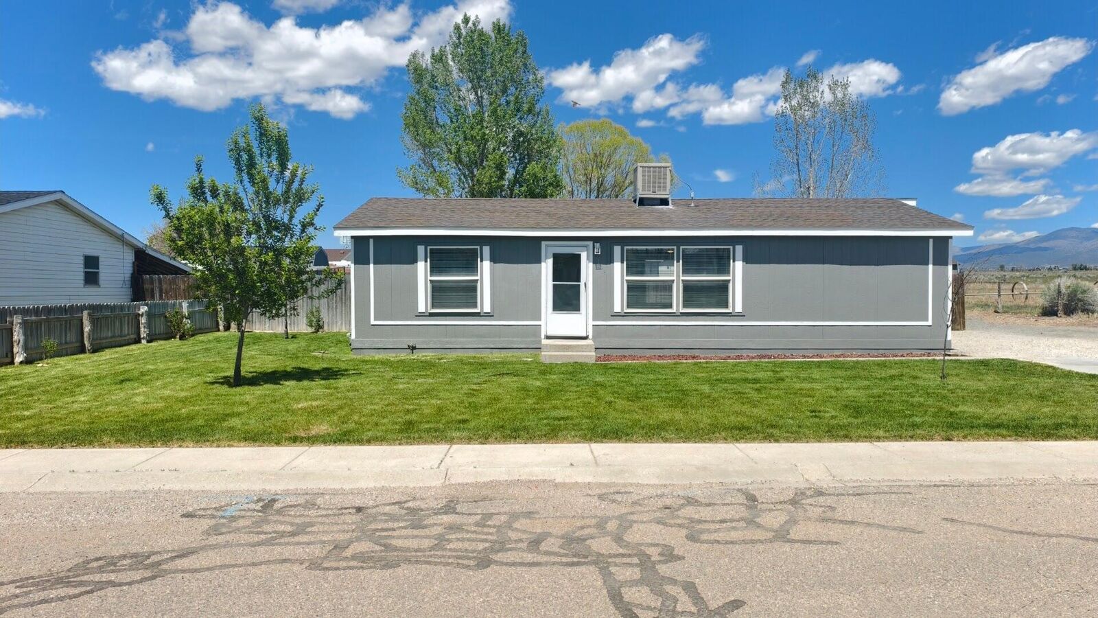 Property Photo:  885 N 189 E  UT 84713 