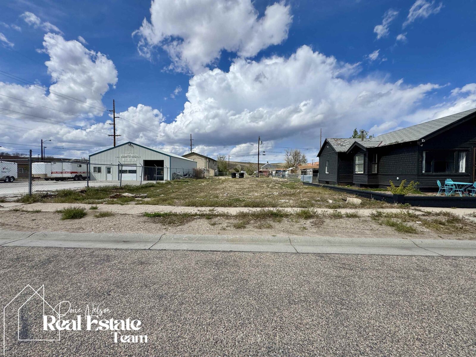 Property Photo:  118 E J Street  WY 82601 