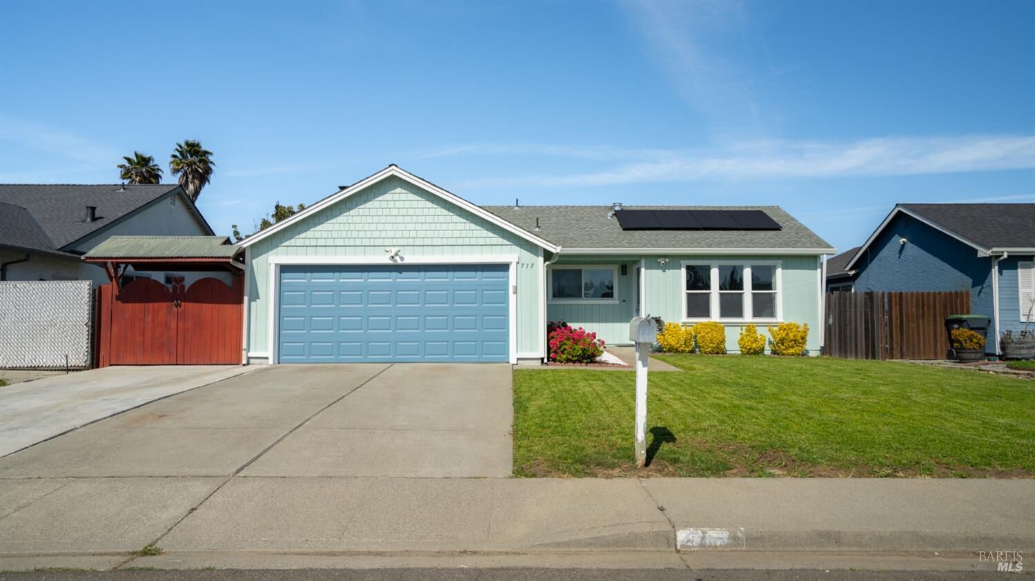 Property Photo:  717 Capistrano Drive  CA 94585 