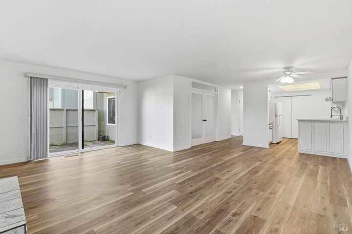 Property Photo:  12 Lakeview Court  CA 94947 