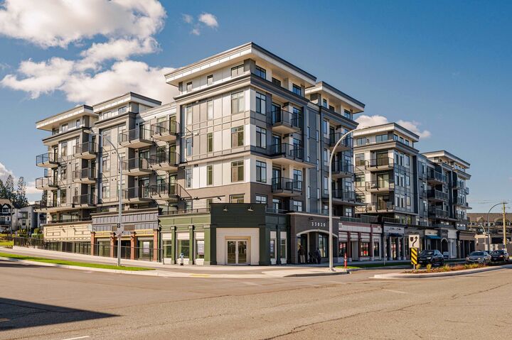 33820 South Fraser Way 306 — photo 1