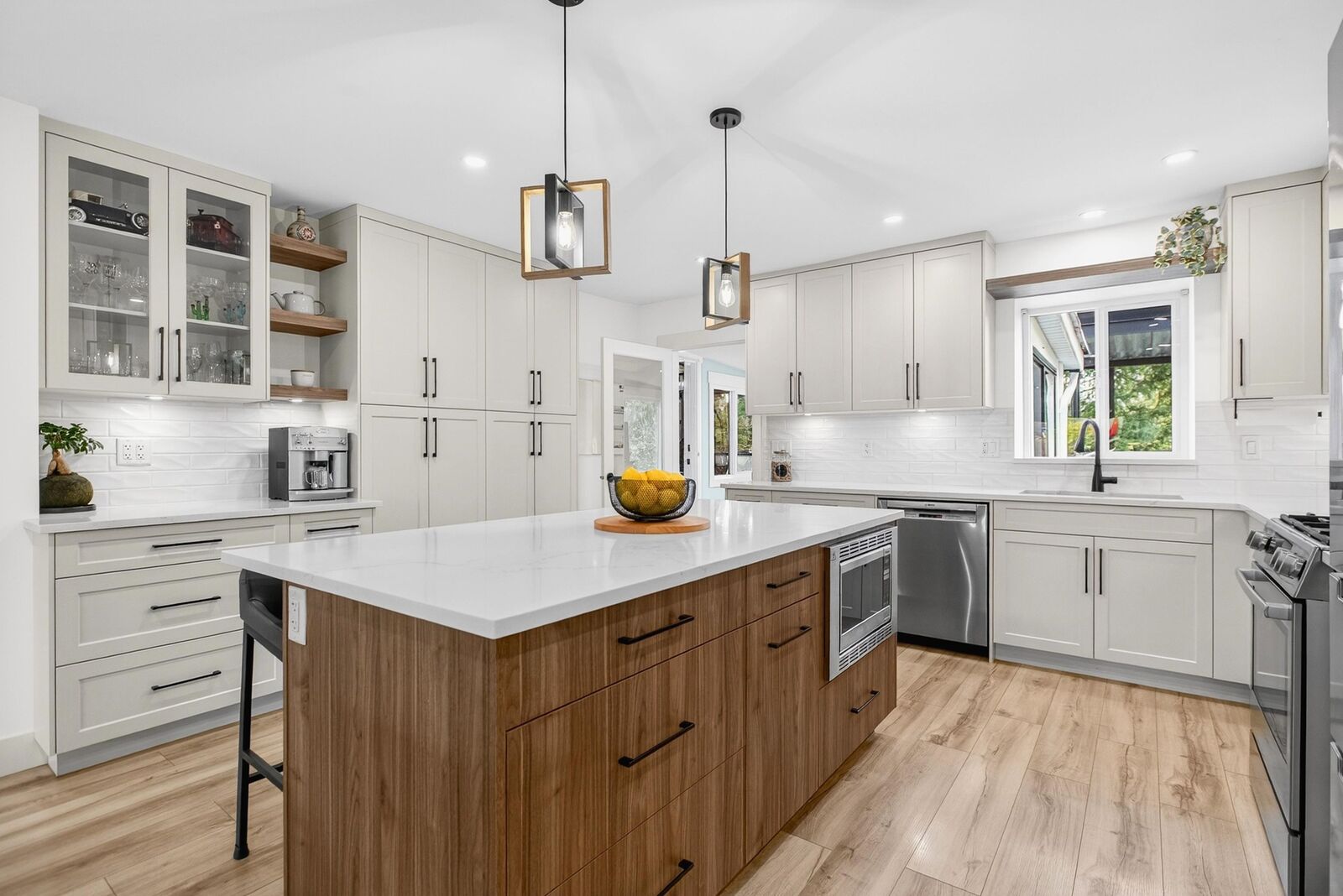 Property Photo:  12409 233A Street  BC V2X 0N1 