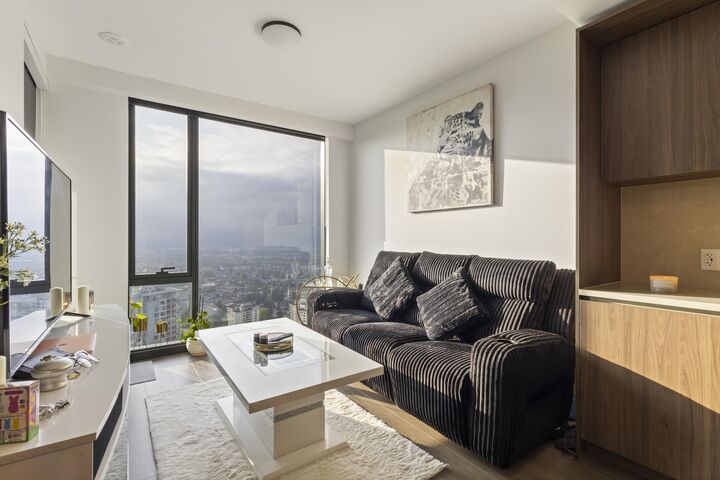 Property Photo:  5987 Wilson Avenue 3905  BC V5H 0L7 
