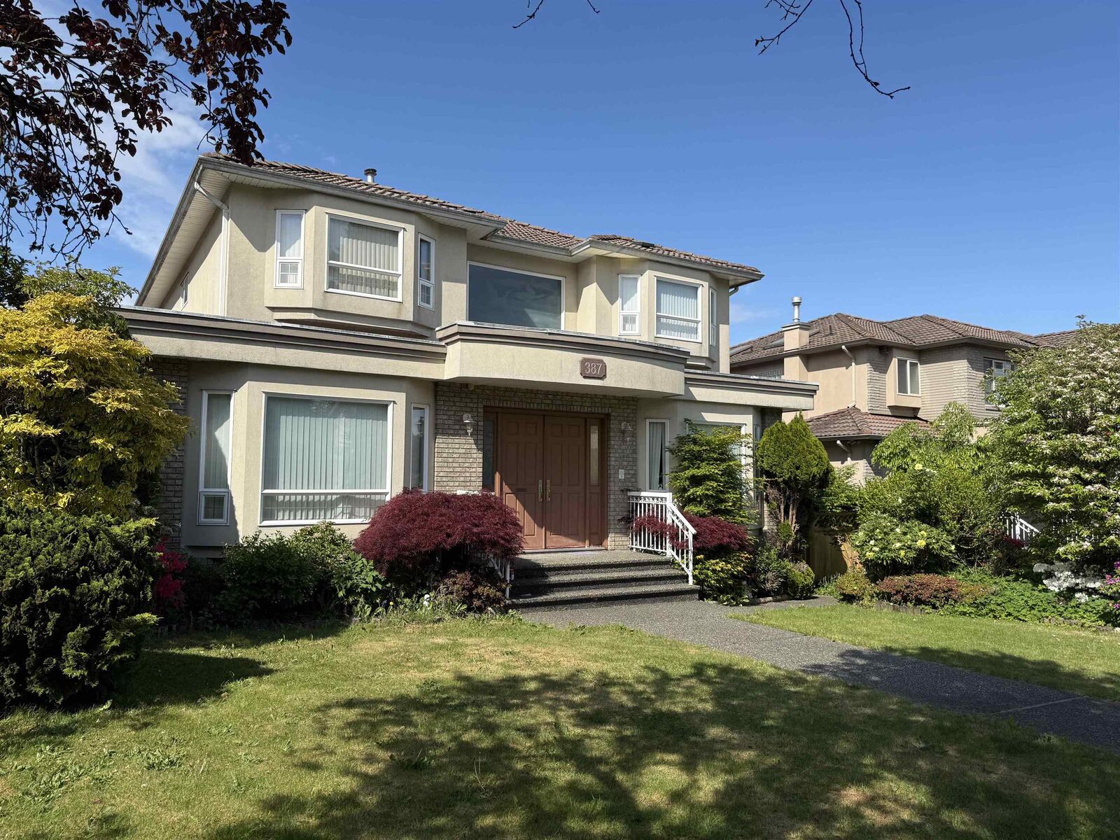 Property Photo:  387 Talisman Avenue  BC V5Y 2L6 