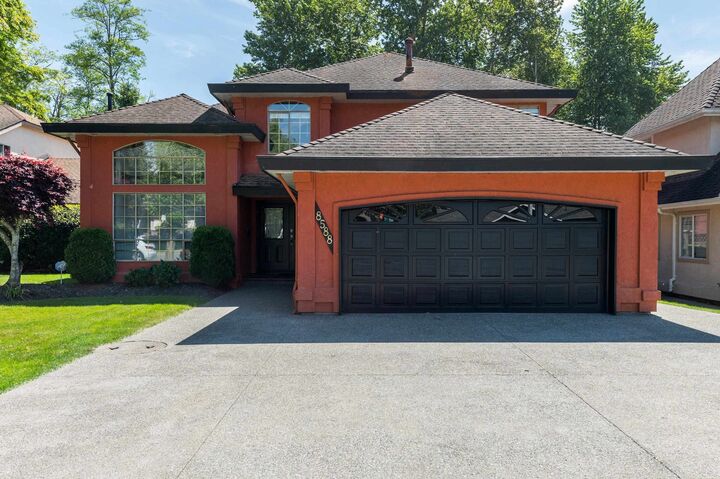 8588 141 Street — photo 1