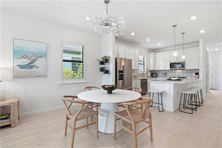 Property Photo:  1888 Sierra Ct  FL 34120 