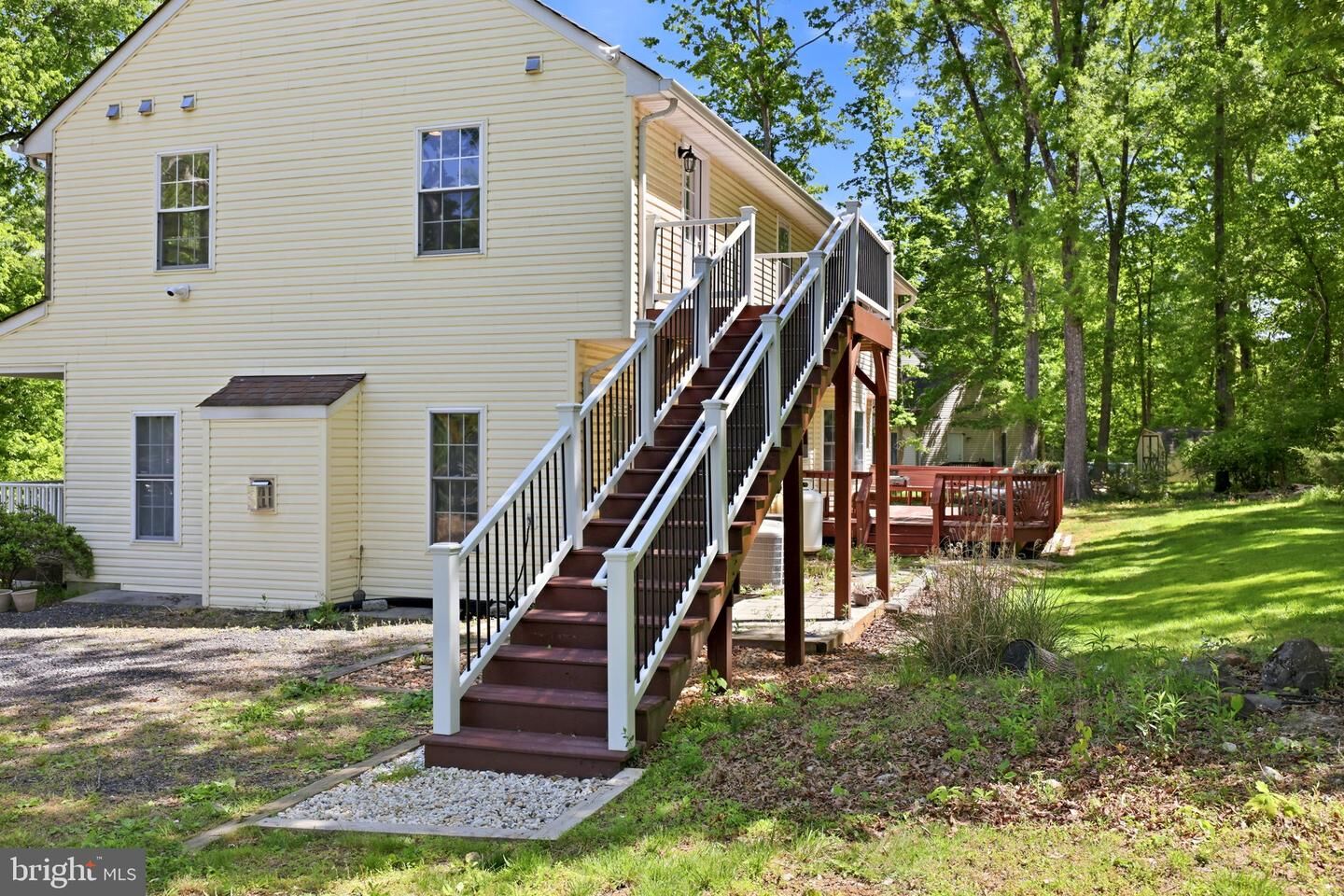 Property Photo:  