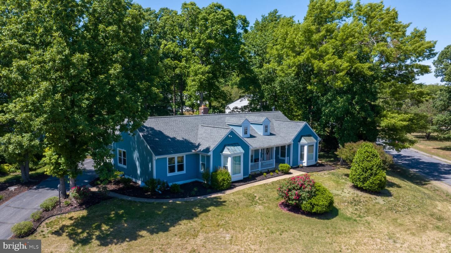 Property Photo:  4810 Queensbury Circle  VA 22408 