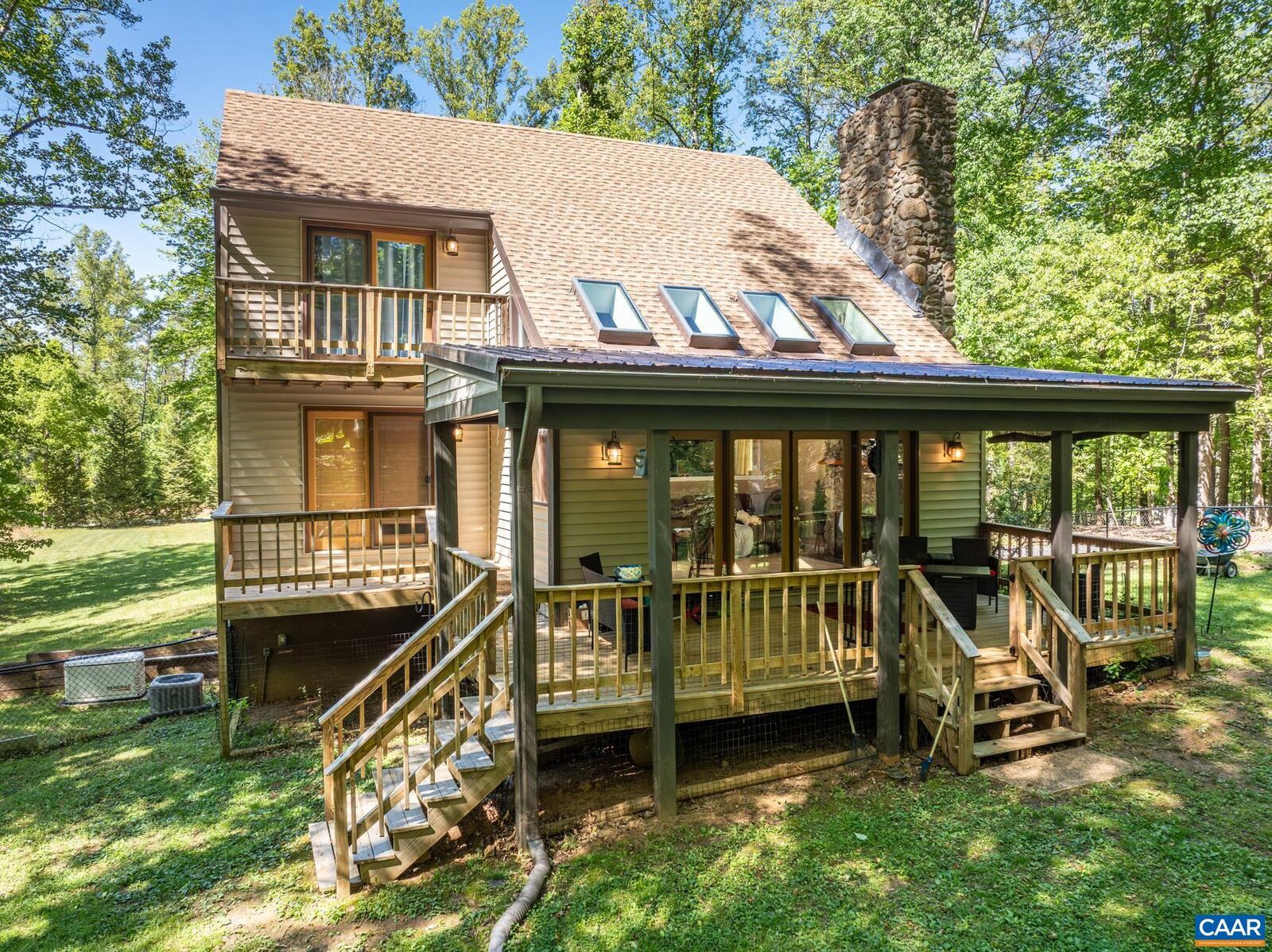 Property Photo:  2530 Gillums Ridge Ln  VA 22903 