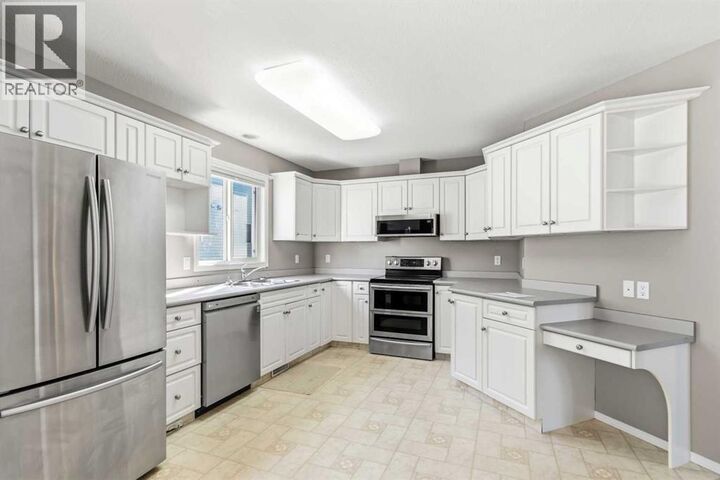 Property Photo:  105 Loutit Road  AB T9K 2N5 