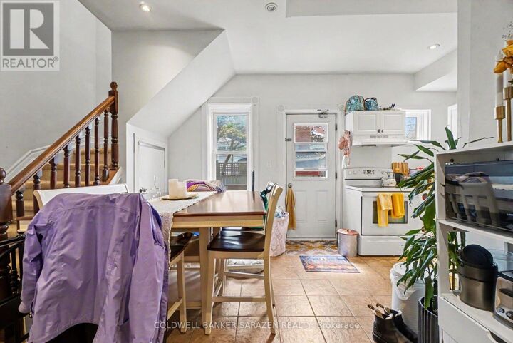Property Photo:  1308 Shillington Avenue  ON K1Z 8A5 