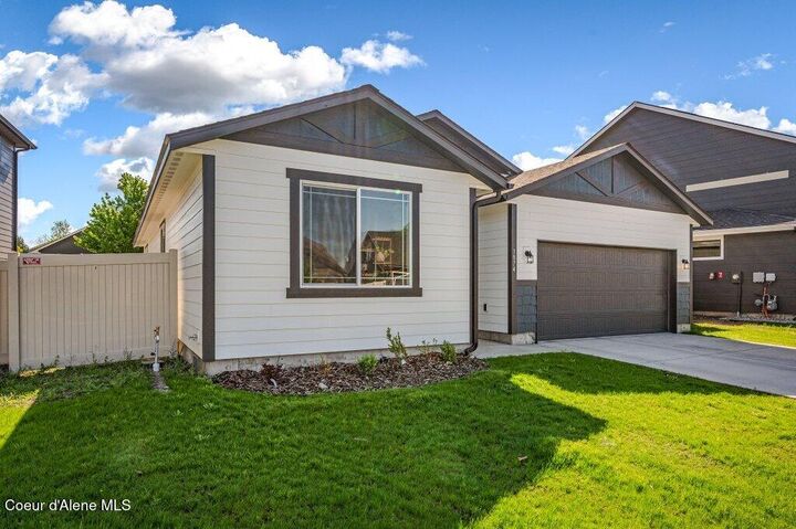 Property Photo:  1874 N Wollaston Dr  ID 83854 