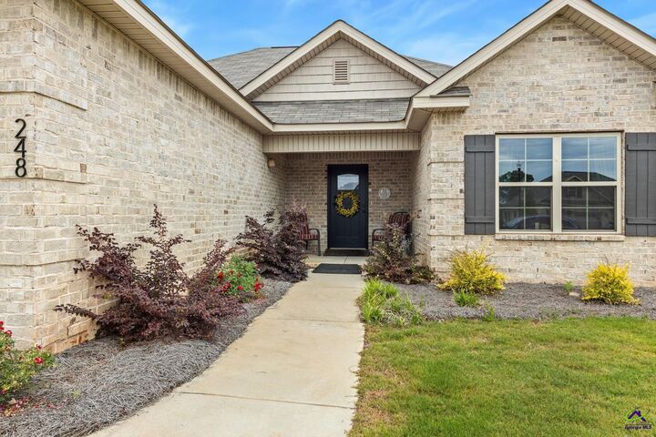 Property Photo:  248 Overton Drive  GA 31069 