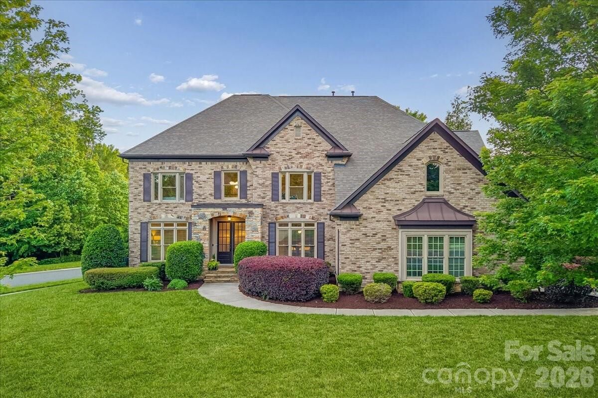 Property Photo:  4001 Ainsdale Drive  NC 28104 