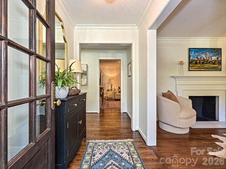 Property Photo:  3131 Pinehurst Place  NC 28209 