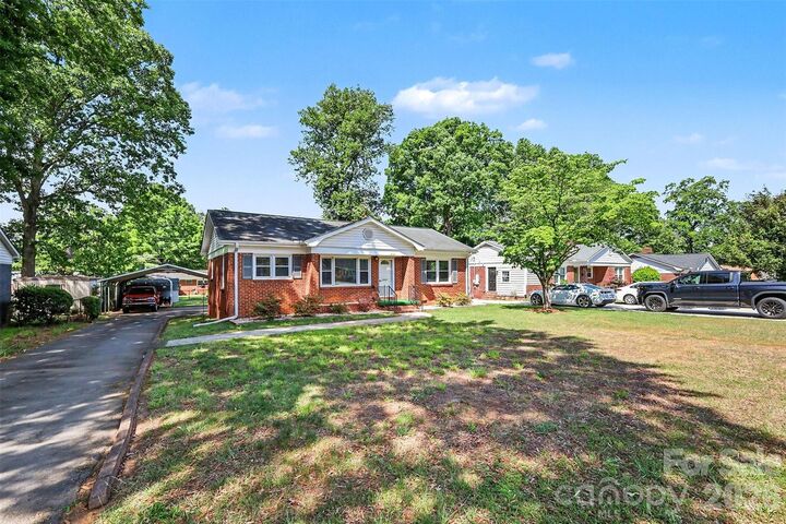 Property Photo:  2240 Ashley Road  NC 28208 
