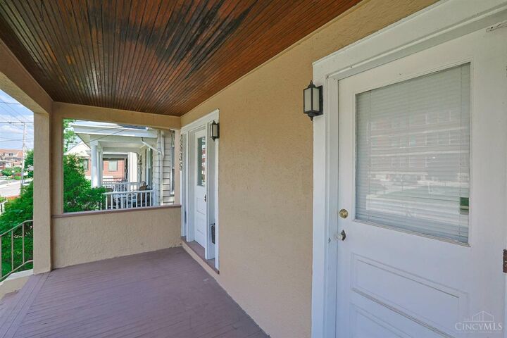Property Photo:  2635 Observatory Avenue  OH 45208 