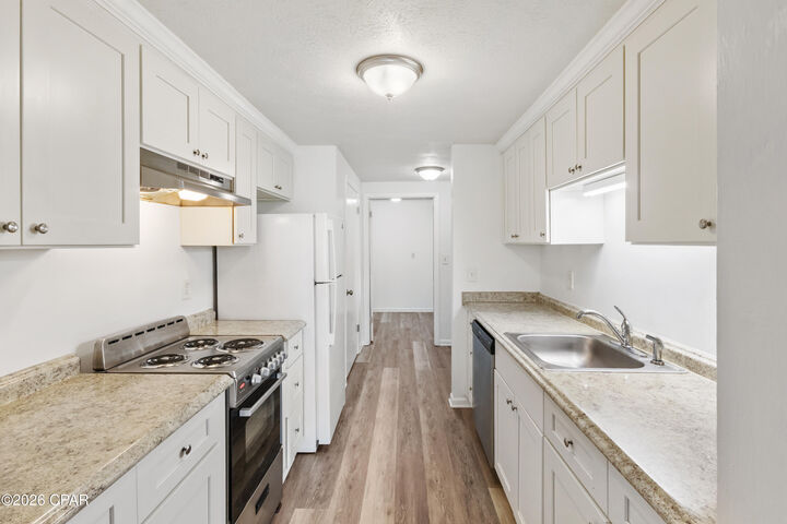 Property Photo:  6404 Chipewa Street  FL 32404 