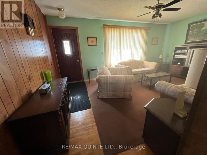 Property Photo:  201 Reid Street  ON K8V 5W4 