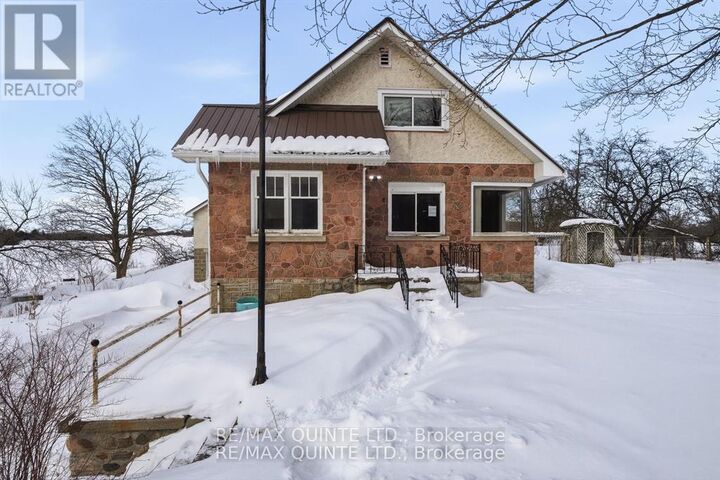 Property Photo:  3810 Springbrook Road  ON K0L 1L0 