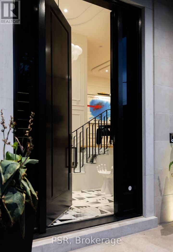 Property Photo:  363 Bedford Park Avenue  ON M5M 1J9 