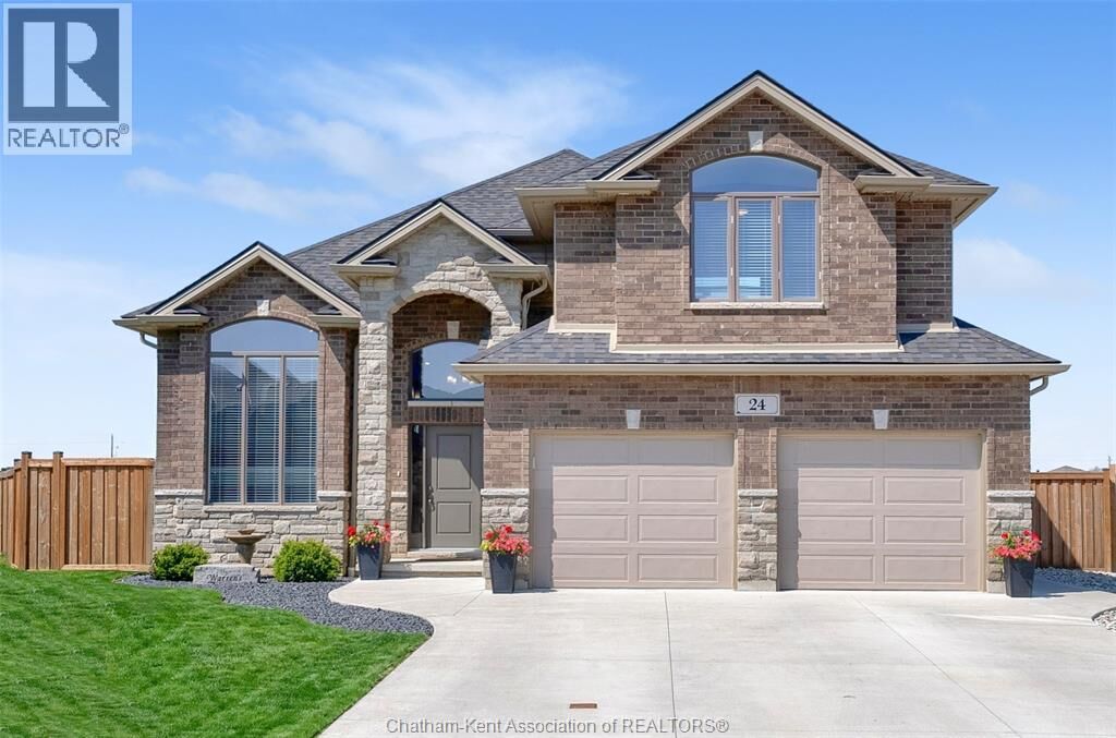 Property Photo:  24 Sienna Court  ON N7M 0R9 