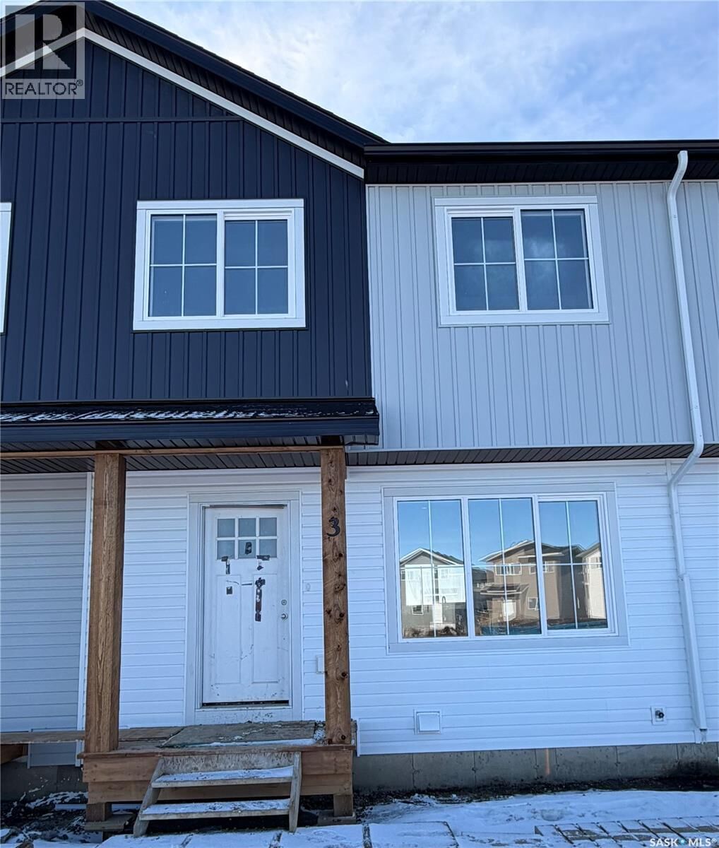 Property Photo:  2 101 Mirond Road  SK S0K 2T1 