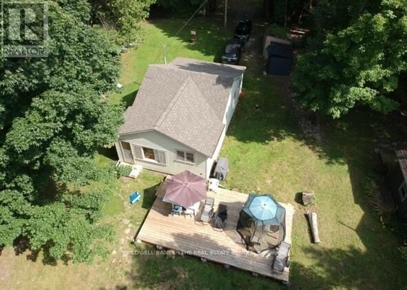 Property Photo: 227 Sunset Beach Road ON K0M 2B0