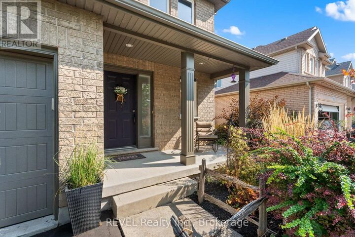 Property Photo:  99 Loretta Drive  ON L0S 1T0 